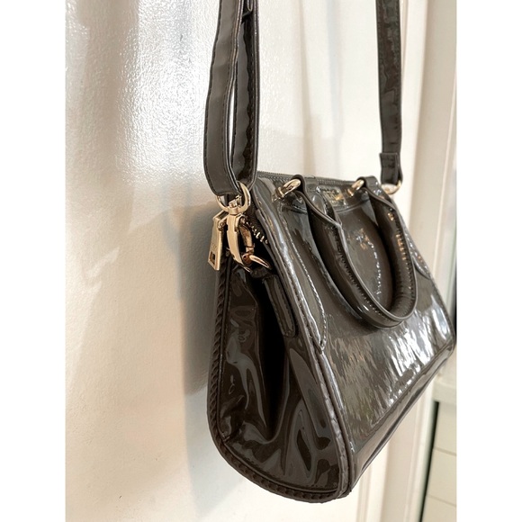 BCBG PARIS Patent Crossbody, gray - Picture 3 of 5